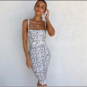 Safiyah Dress Little Lace